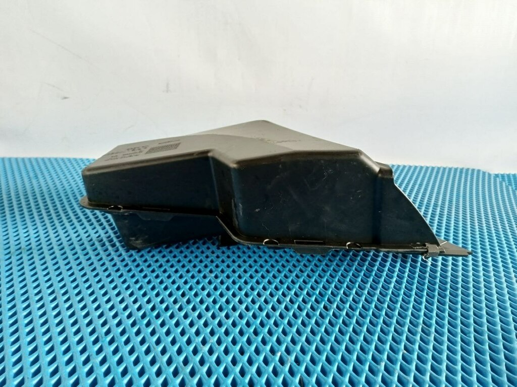 бардачок б/у - 2
